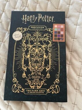 Harry Potter Profusion Morsmordre Eyeshadow Palette - Black & Gold